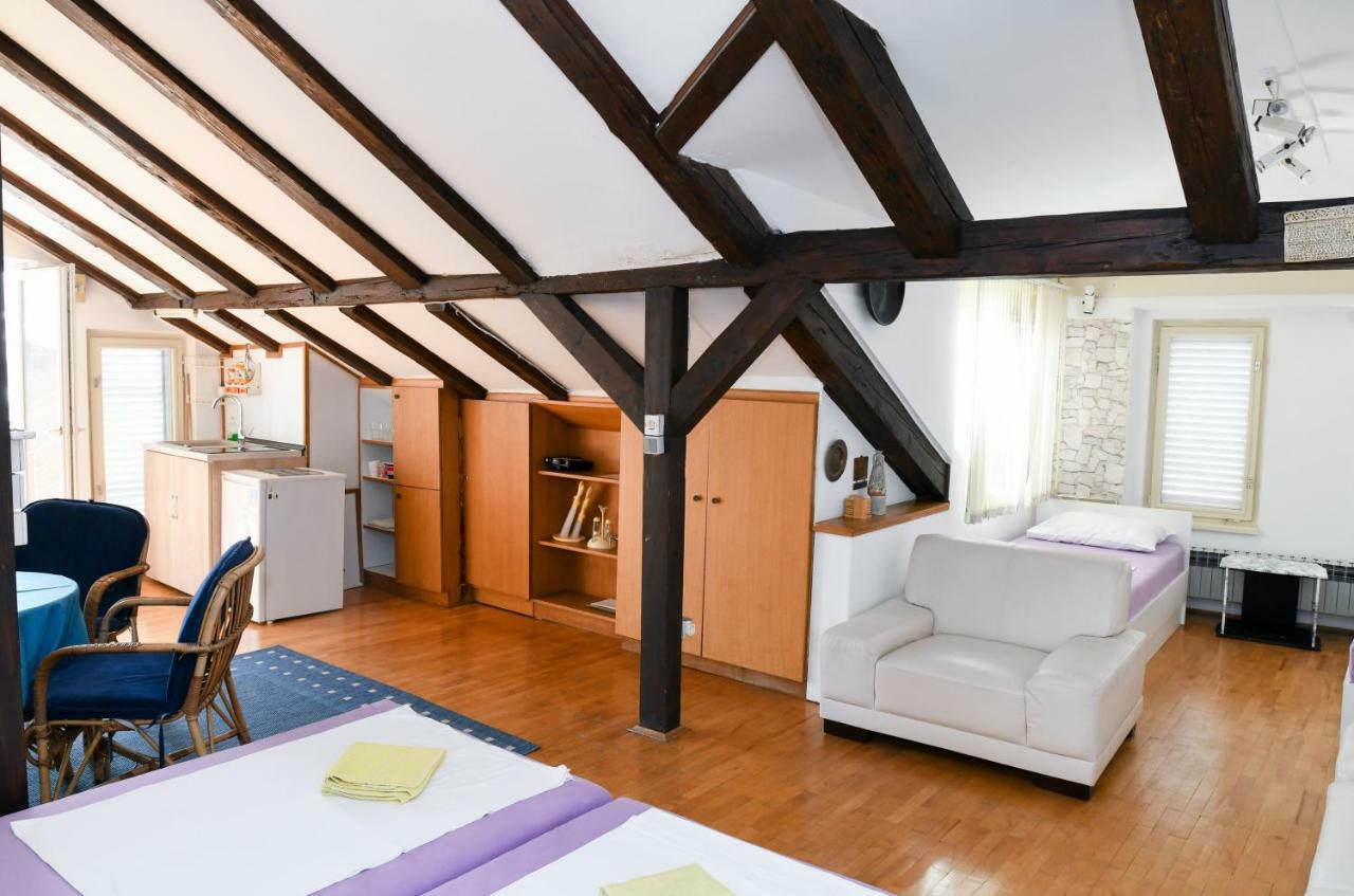 Apartments Bazilika Новалья Экстерьер фото