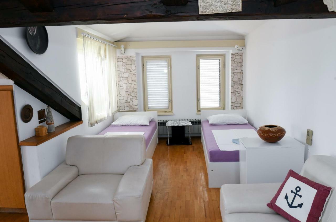 Apartments Bazilika Новалья Экстерьер фото