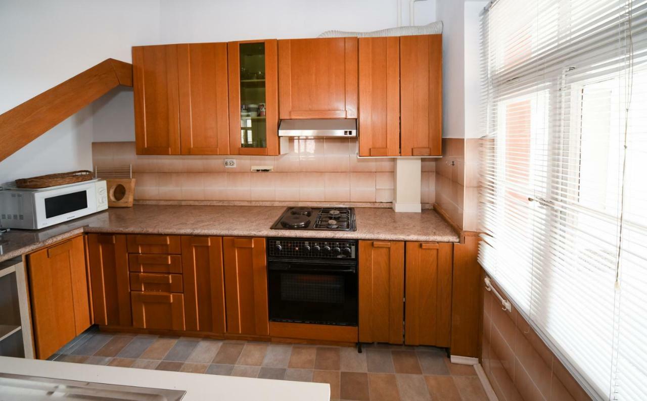 Apartments Bazilika Новалья Экстерьер фото